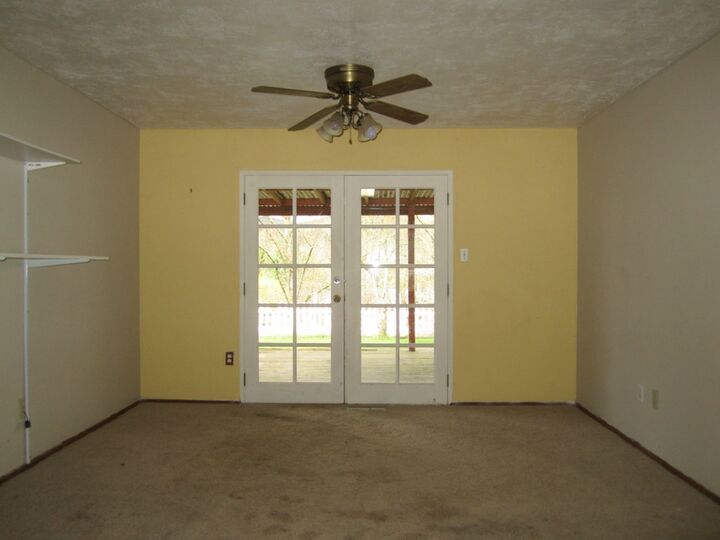 Property Photo:  17606 SE 121st Place  WA 98059 