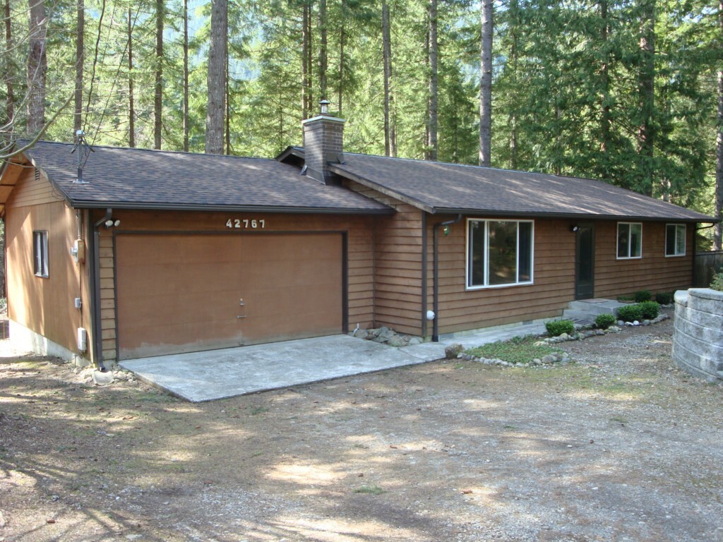 Property Photo:  42767 SE 172nd  Place  WA 98045 