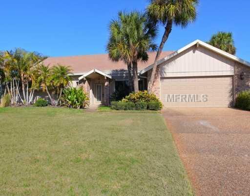 Property Photo: 3813 Torrey Pines Boulevard FL 34238
