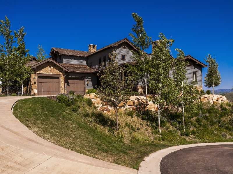 Property Photo: 3245 E Thunderhawk Trail UT 84060
