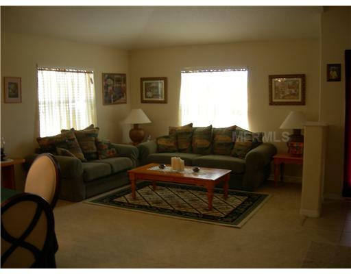 Property Photo:  