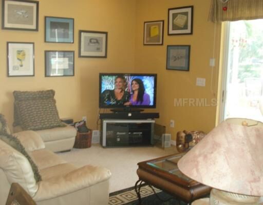 Property Photo: 3616 5th Avenue NE FL 34208