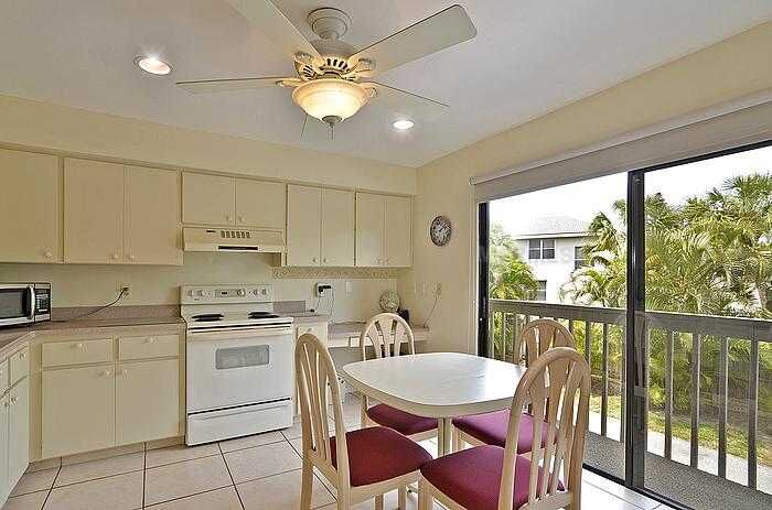 Property Photo:  1121 Lake House Circle C-111  FL 34242 