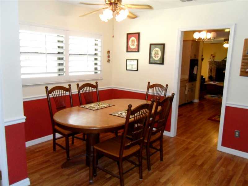 Property Photo:  4801 Big Oaks Lane  FL 32806 