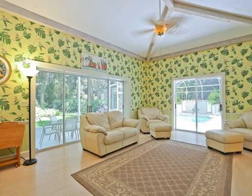 Property Photo:  7627 Weeping Willow Circle  FL 34241 