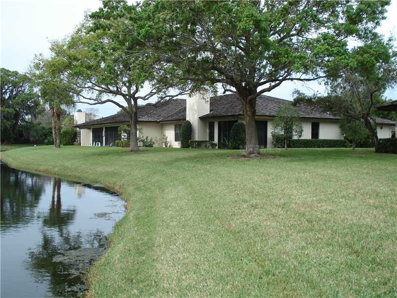 Property Photo:  3636 Muirfield Drive 1D  FL 34238 