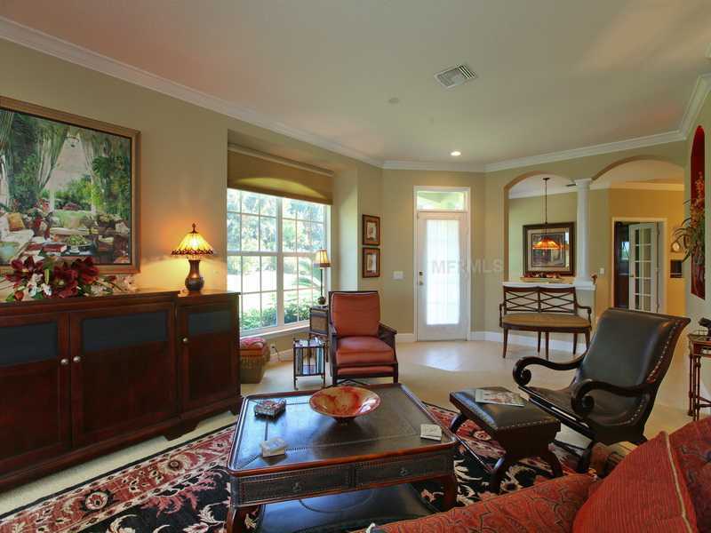 Property Photo:  6902 Woodmore Terrace  FL 34202 