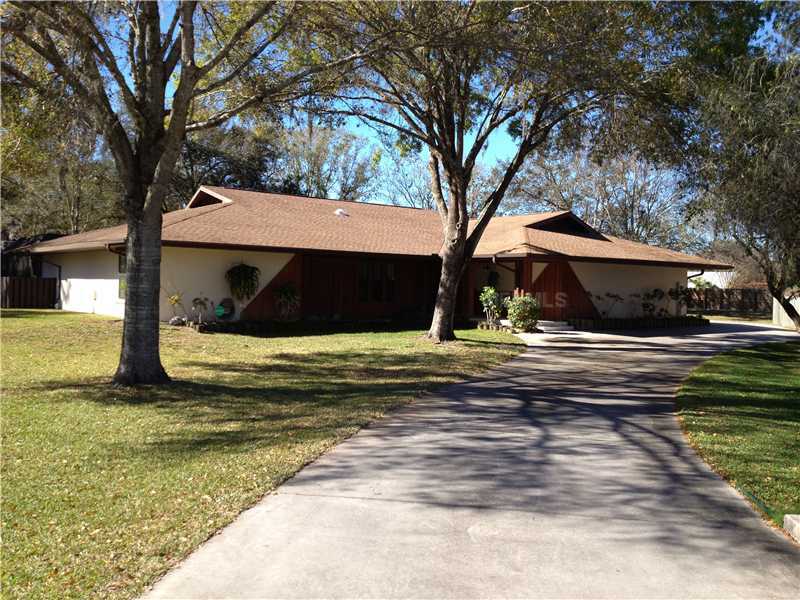 Property Photo:  4810 Sunday Court  FL 34235 