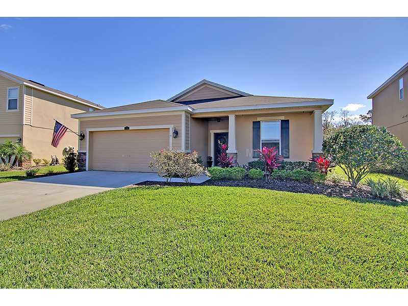 Property Photo:  2703 Walden Woods Drive  FL 33566 