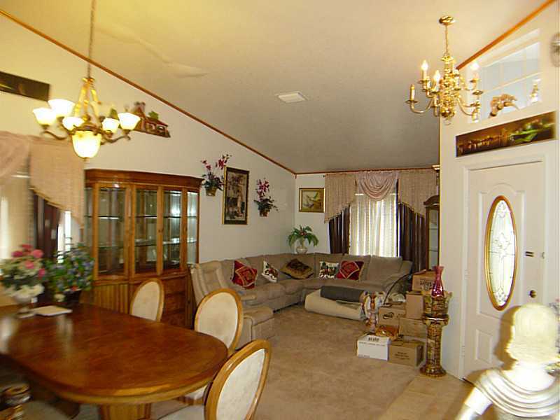 Property Photo:  18102 Muncie Place  FL 33558 