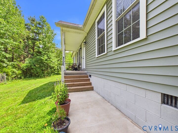 Property Photo:  25 Dogwood Lane  VA 23040 