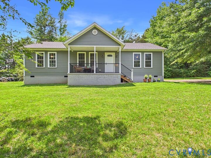 Property Photo: 25 Dogwood Lane VA 23040