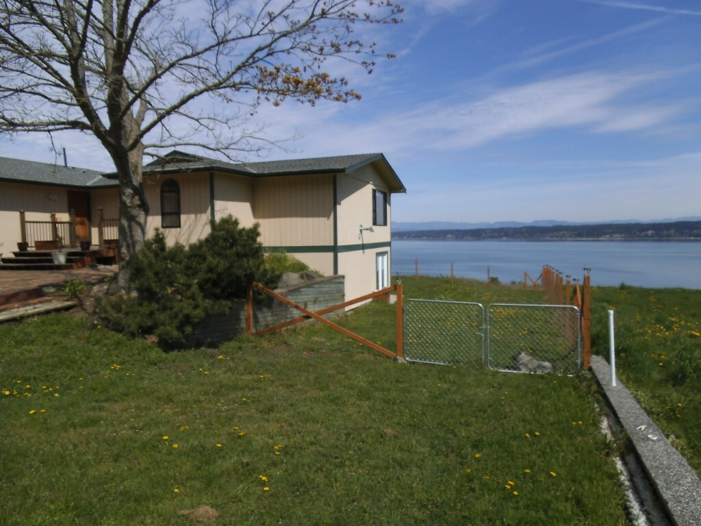 Property Photo:  1285 Talagwa Lane  WA 98282 