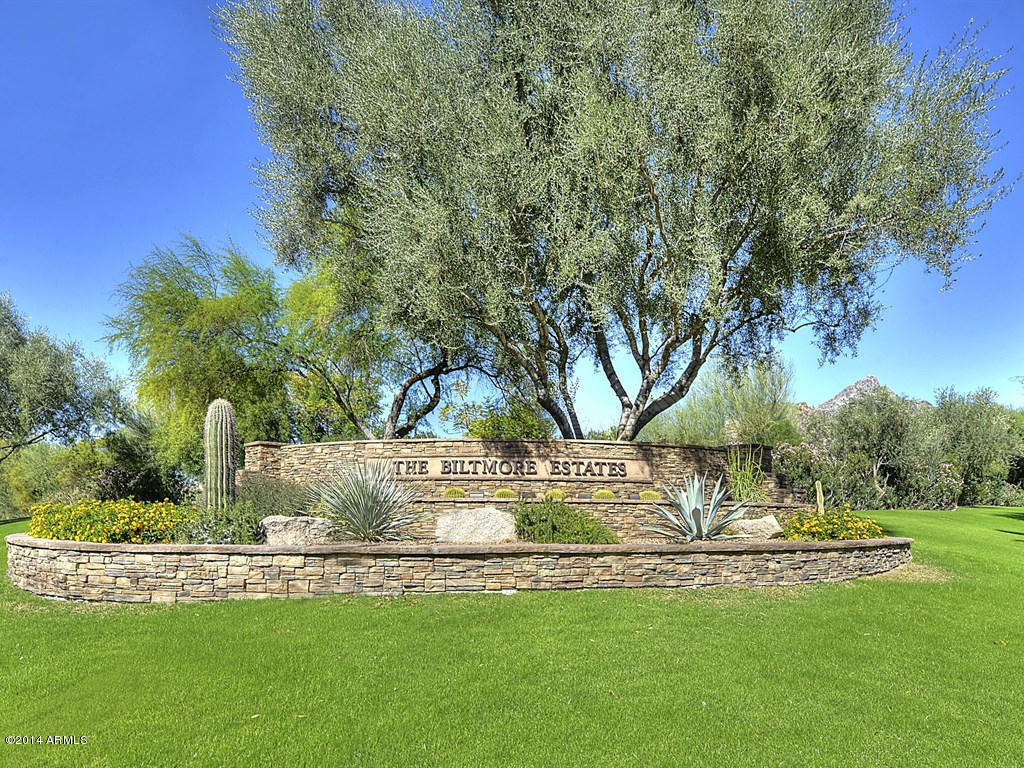 Property Photo:  3130 E Squaw Peak Circle  AZ 85016 