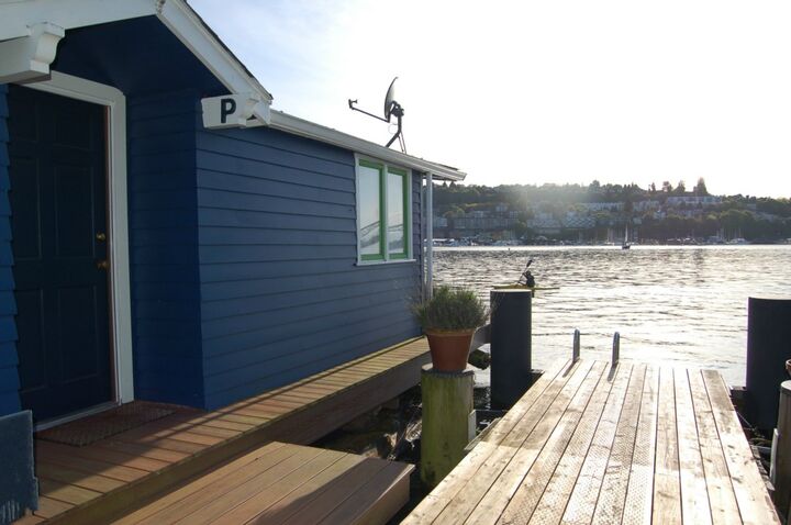 Property Photo:  2339 Fairview Ave E P  WA 98102 