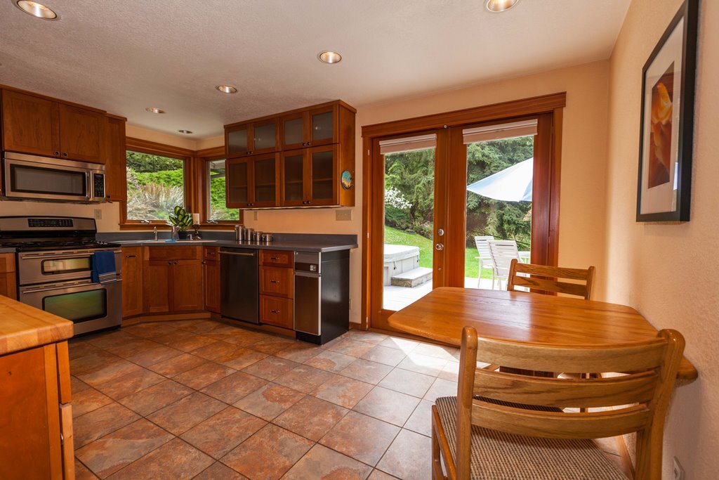 Property Photo: 1567 Roy Rd WA 98249