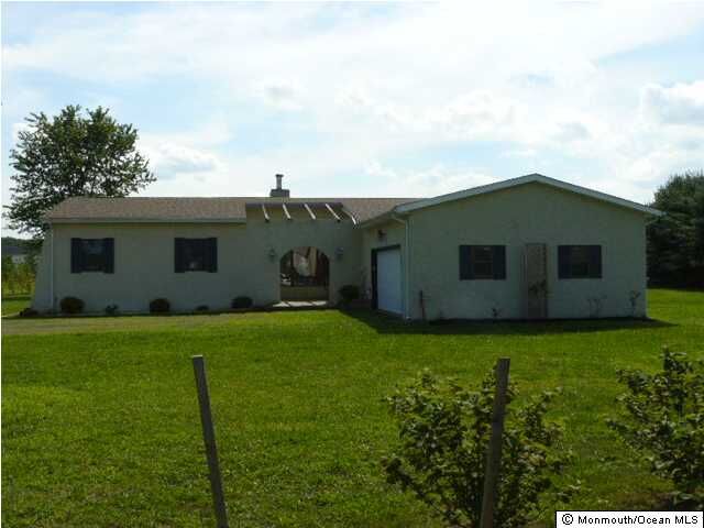 Property Photo:  13 Jurgelsky Road  NJ 08831 