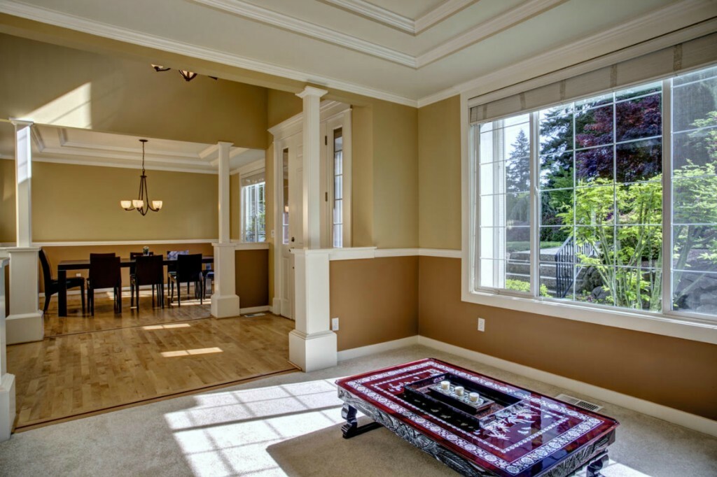 Property Photo: 6909 123rd Ave NE WA 98033