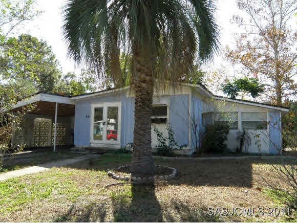 Property Photo: 69 Angelo Ln FL 32086