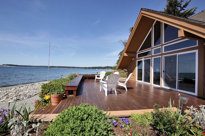 Property Photo:  6252 Barr Beach Rd  WA 98249 