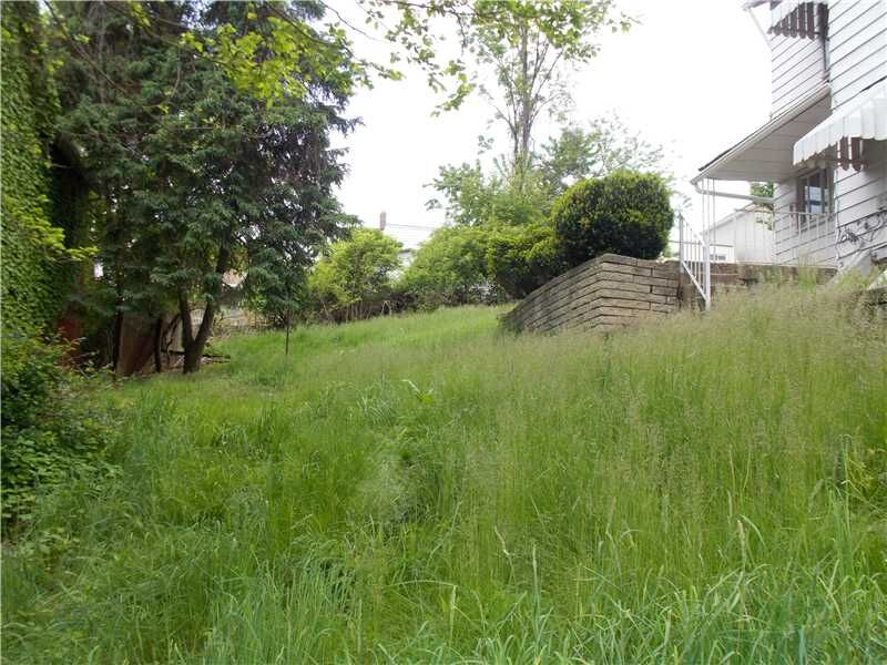 Property Photo:  Plymouth  PA 15211 
