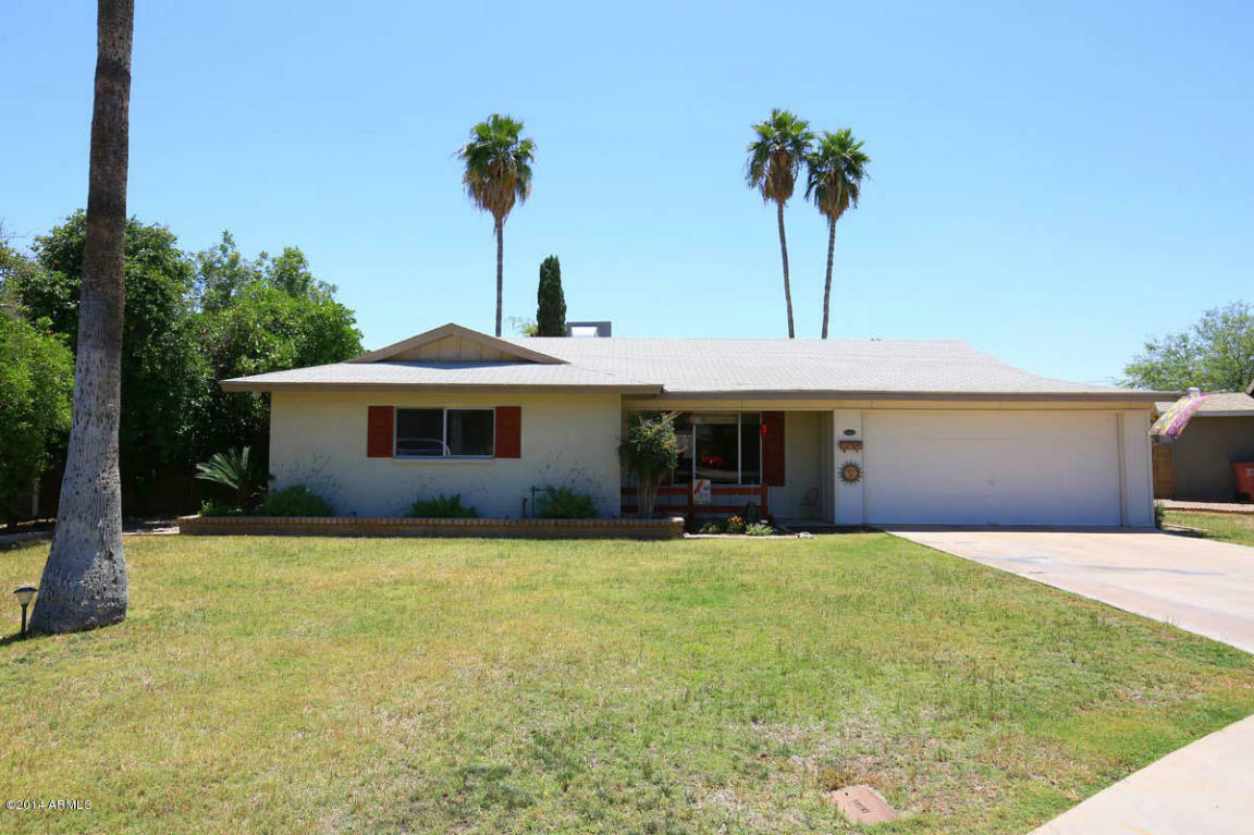 Property Photo: 8537 E Mitchell Drive AZ 85251