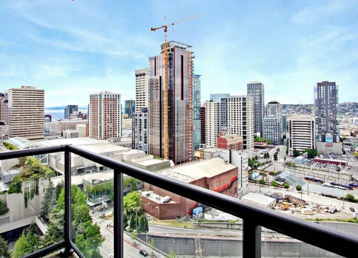 1420 Terry Ave 2002  Seattle WA 98101 photo