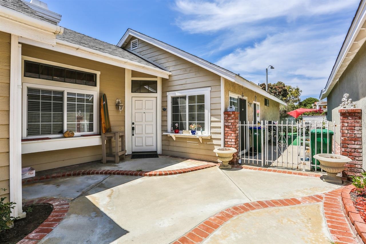 Property Photo:  840 Skysail Ave  CA 92011 