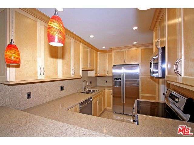 Property Photo: 1250 S Beverly Glen 105 CA 90024