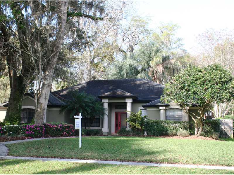 Property Photo:  1005 Twin Oaks Circle  FL 32765 