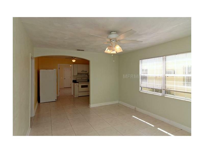 Property Photo:  776 45th Avenue N  FL 33703 