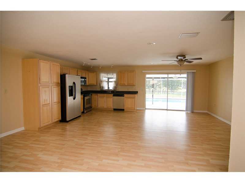 Property Photo:  1113 Shadow Wood Court  FL 33813 