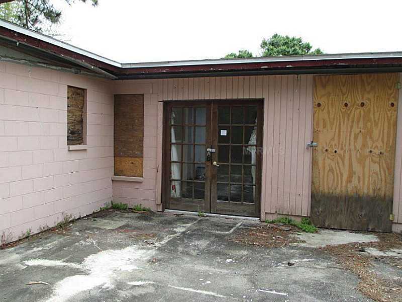 Property Photo: 6432 Sawyer Road FL 33634