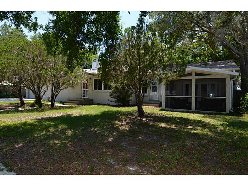 Property Photo:  304 Harbor Drive  FL 34285 