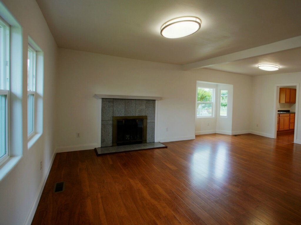 Property Photo:  1240 S Verde St  WA 98405 