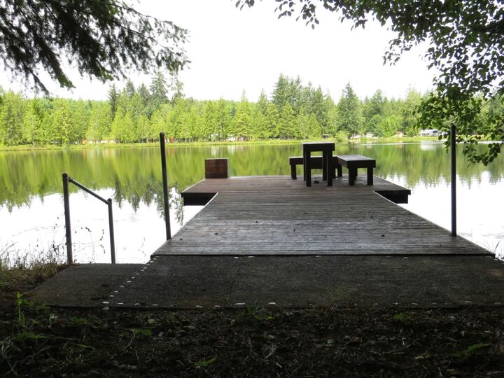 Property Photo:  580 W Arrowhead Dr  WA 98541