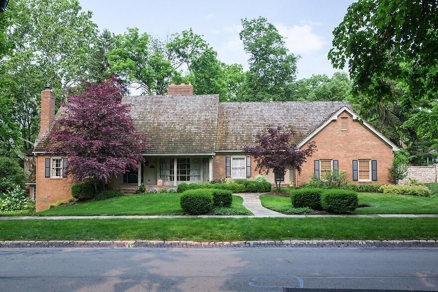 Property Photo:  261 S Parkview Avenue  OH 43209 