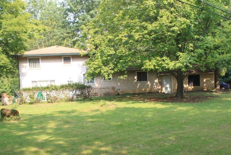 Property Photo: 2633 Bridgeview Court OH 43224