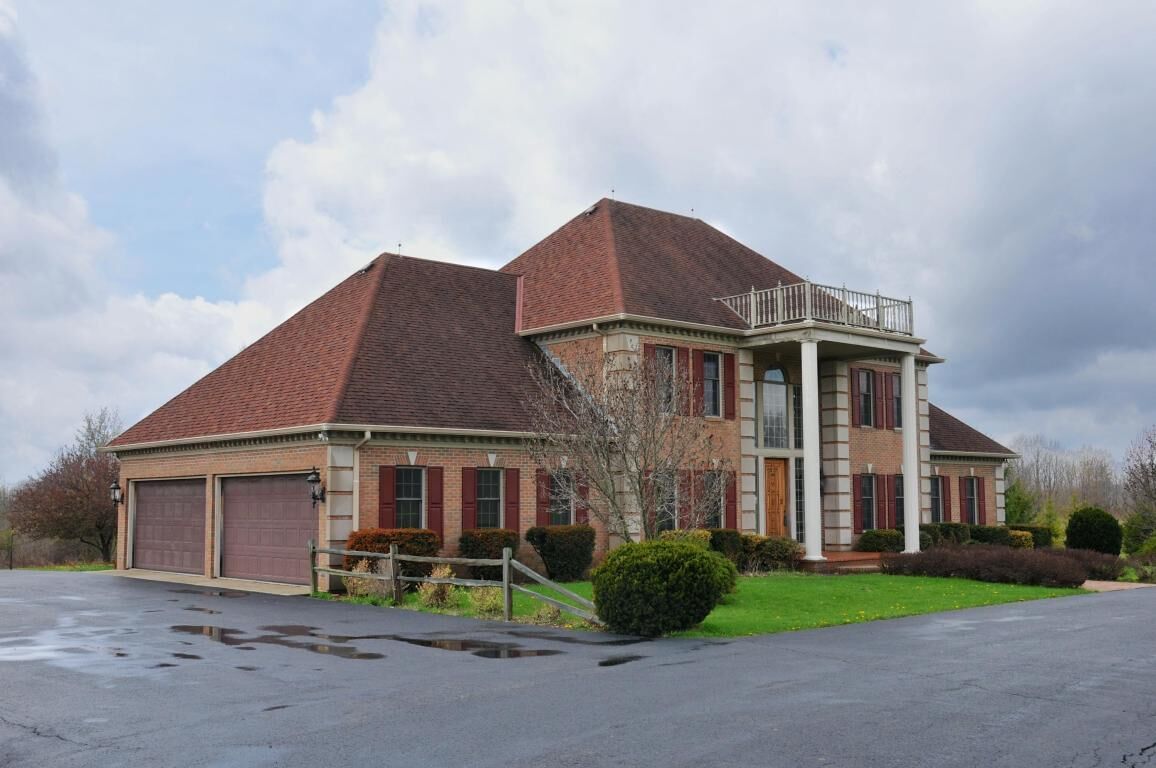 Property Photo: 6200 County Road 121 OH 43338