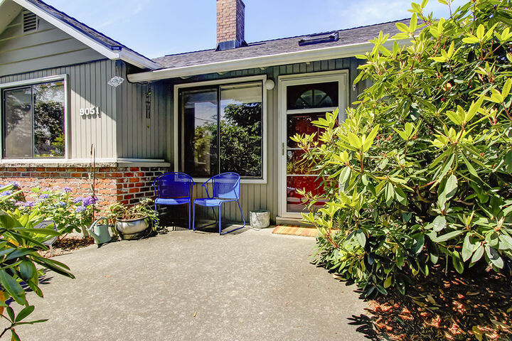 Property Photo: 9051 Corliss Avenue N WA 98103