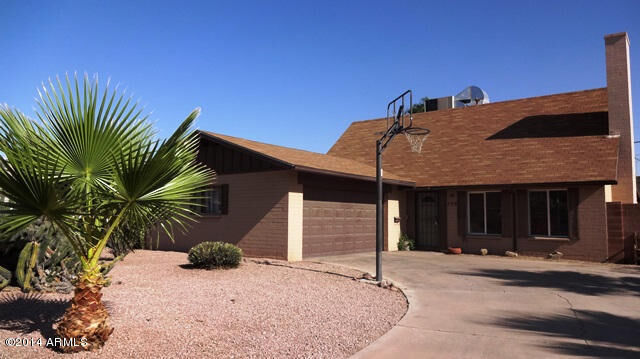 Property Photo:  105 E Riviera Drive  AZ 85282 