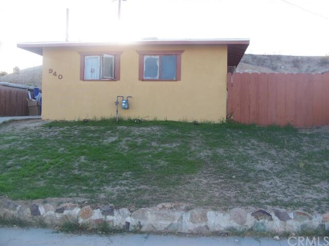 Property Photo:  940 Lillian Drive  CA 92311 