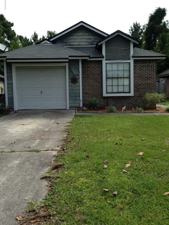 Property Photo:  2624 Malibu Circle  FL 32065 