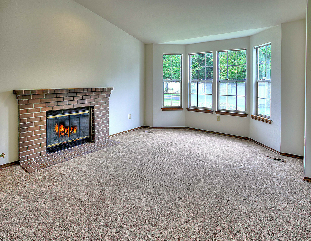 Property Photo: 5730 N 21st St 10 WA 98406