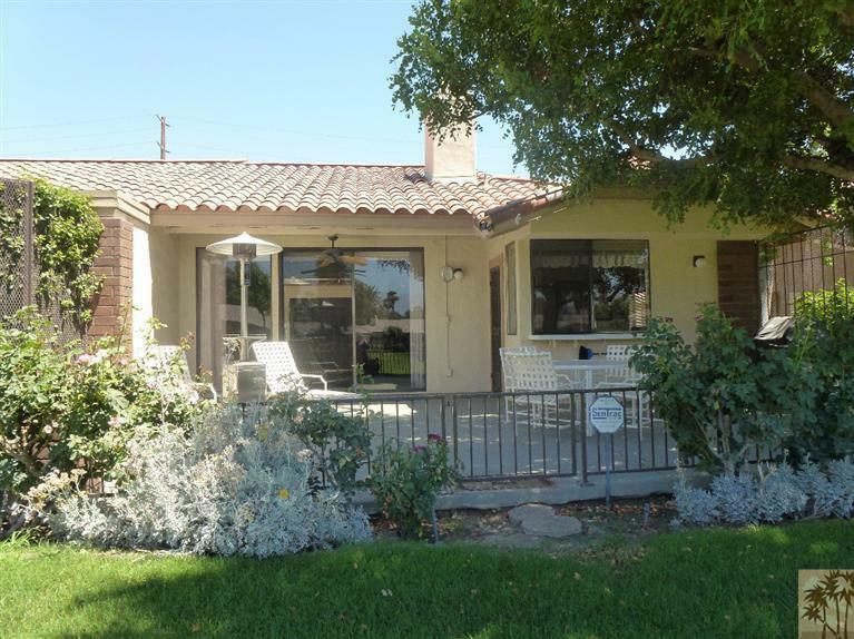 Property Photo:  281 San Remo Street  CA 92260 