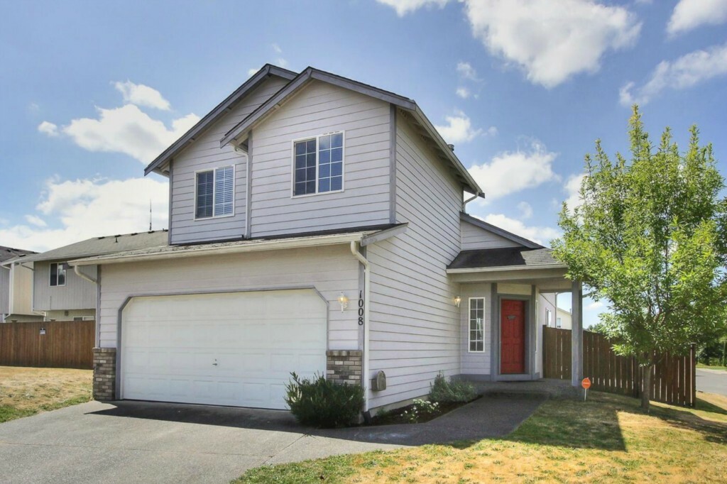 Property Photo: 1008 127th St Ct E WA 98445