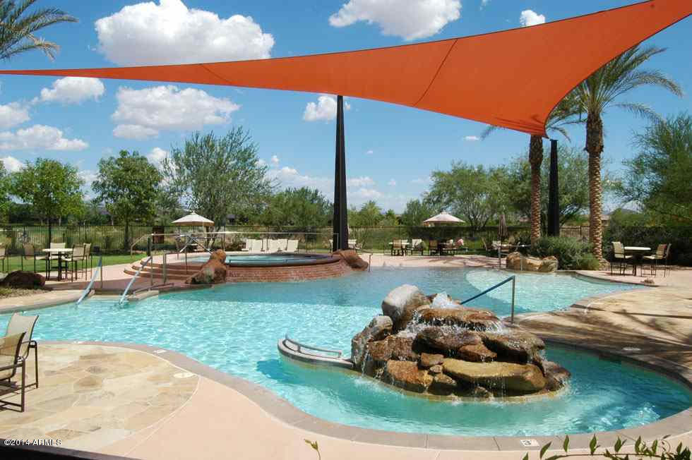 Property Photo: 12914 W Bent Tree Drive AZ 85383