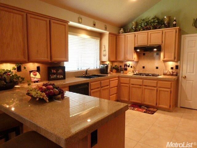 Property Photo: 2313 Heath Court CA 95765