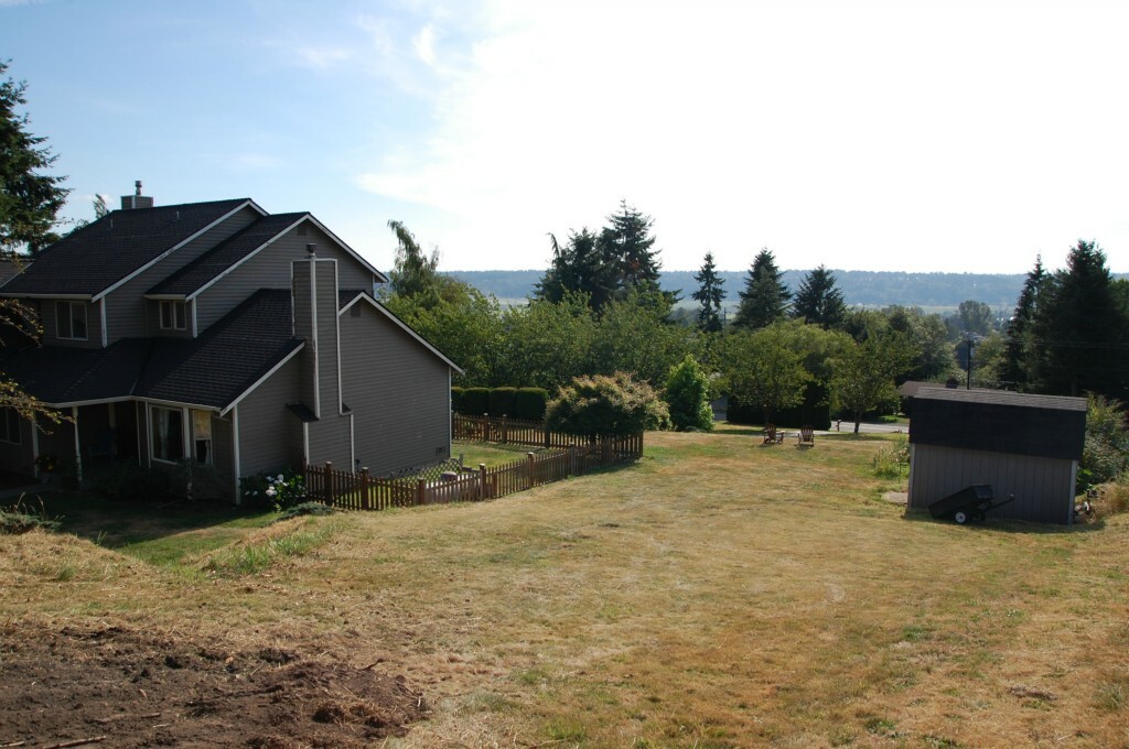 Property Photo: 7411 Foster Slough Rd WA 98290