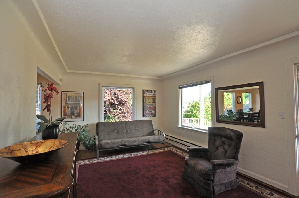 Property Photo:  509 S 58th St  WA 98408 